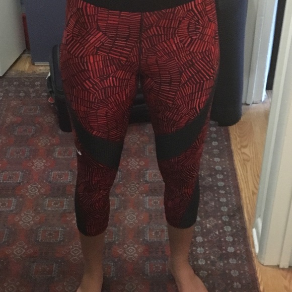 NikePro Tights - Picture 2 of 6